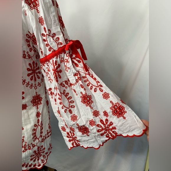 3/$10 Cocoplum Embroidered Eyelet Lined Cold Shoulder Flared Sleeve Blouse Top - Picture 4 of 14